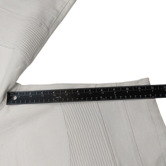 NWT X-ray Jeans White Denim Moto Shorts Mens Size 34 Style : Xms-9613 - Picture 11 of 16